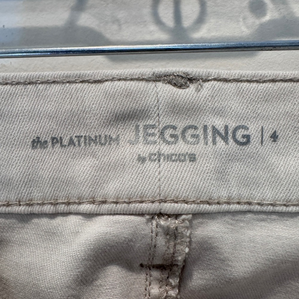 Chicos Size 4 Platinum Jegging‎ Jeans Preppy Summer Beach  Vacation Travel Chic - Picture 7 of 7